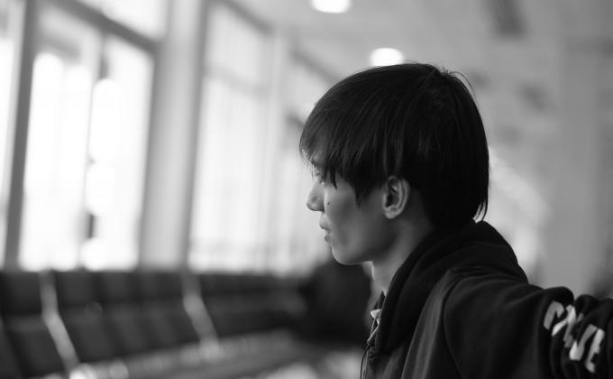 streetwindy pixabay person profile airport